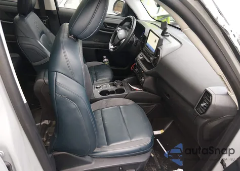 2021 Ford Bronco Sport First Edition z USA, uszkodzony, nr VIN 3FMCR9F9XMRA50189